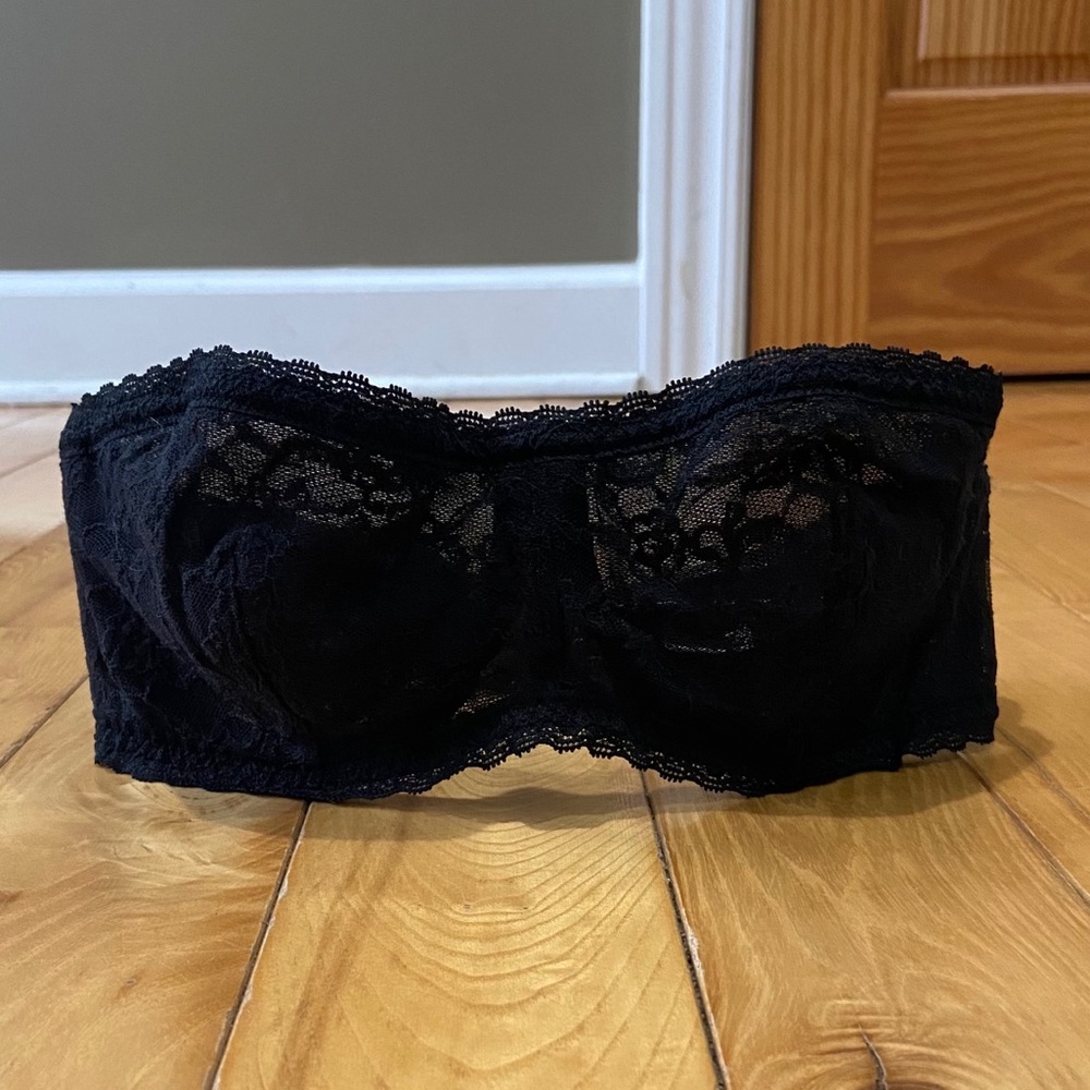 Victoria Secret Strapless Bra